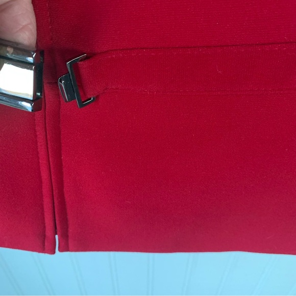 Sag Harbor Suit Crop Jacket- (Size 14) Red, Ladies, Collar and Zipper Front - Picture 5 of 10